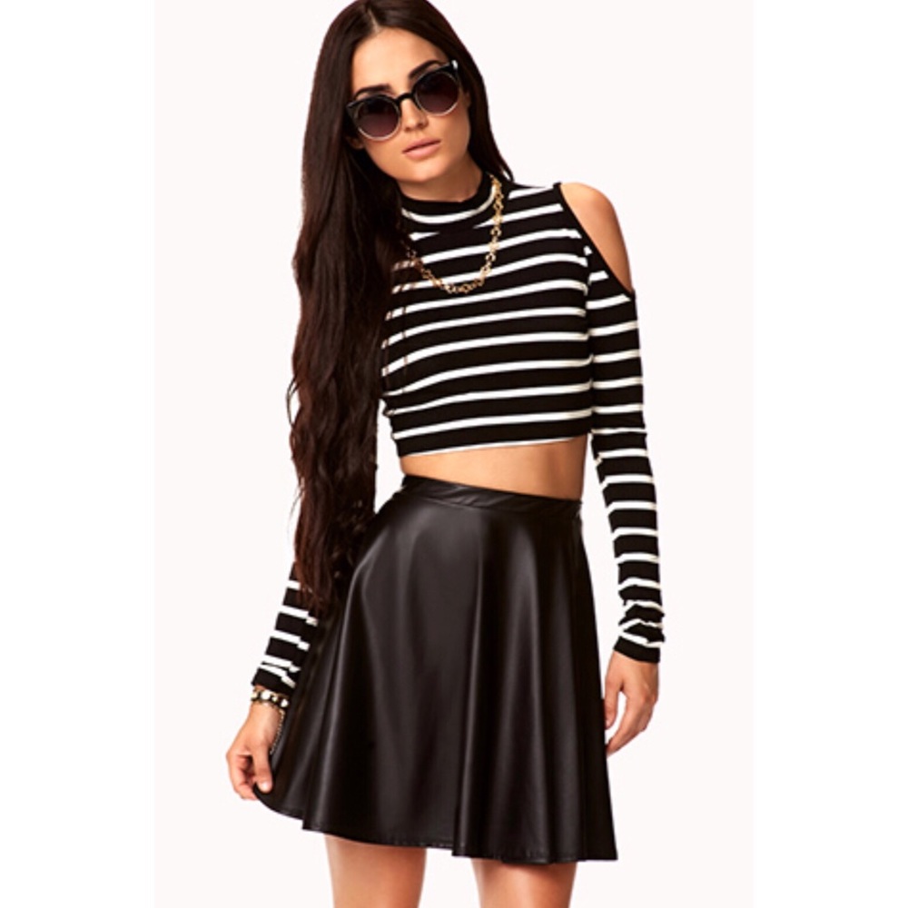 Striped turtle neck crop top